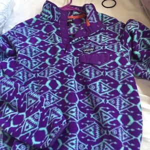 Patagonia women’s button up synch